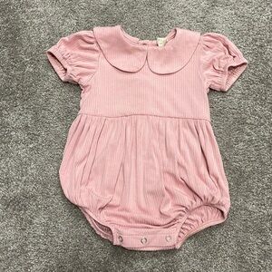 Kate Quinn Pink Ribbed Peter Pan Bubble